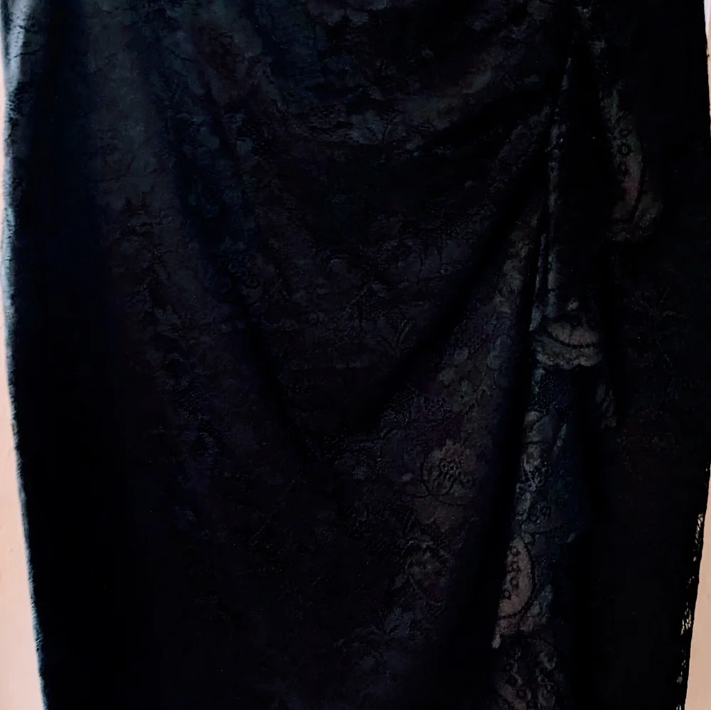 Women's Black ETCETERA cute Black Lace Size 4. Very Good Condition. - Picture 2 of 10